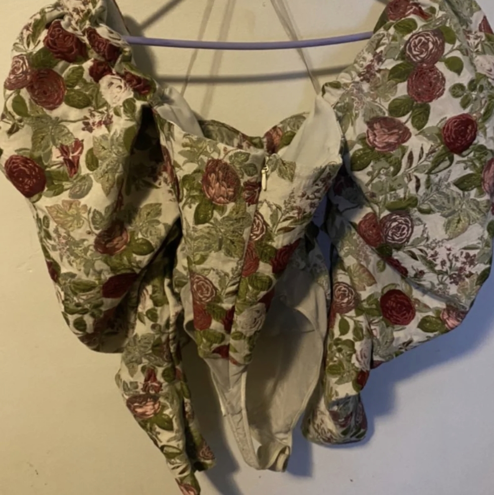 Bodysuit - Picture 12 of 12